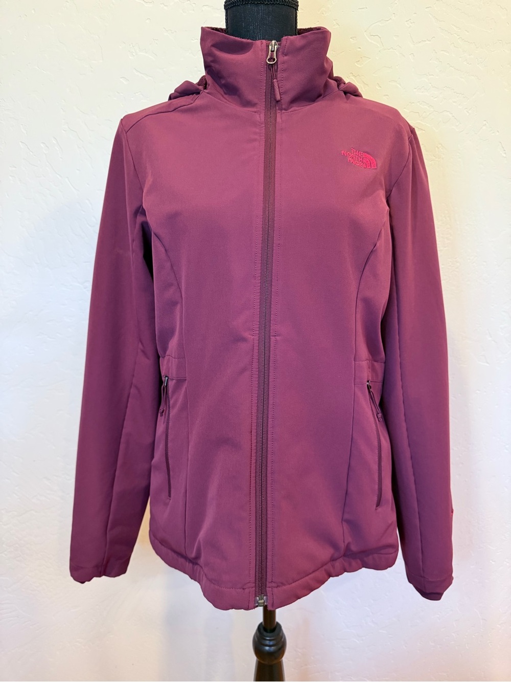 The North Face Women's Plum Utility Softshell Jacket